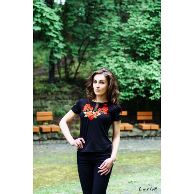 Embroidered t-shirt "Luxurious Poppies on Black" maxi embroidery
